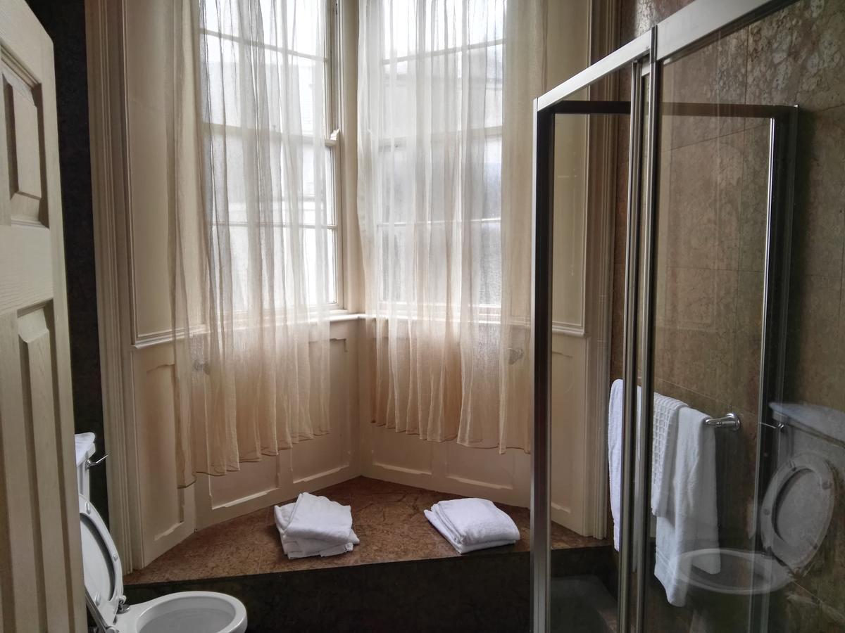Naas Court Hotel Екстер'єр фото